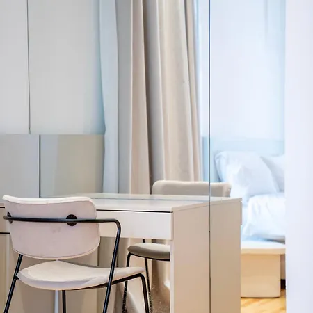Epos By The Sea Hotel *